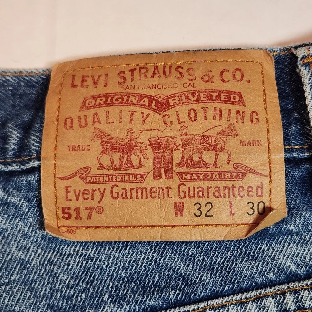 Vintage 2001 Levi's 517 Jeans 30x29 USA Made Boot Cut Distressed Faded Denim